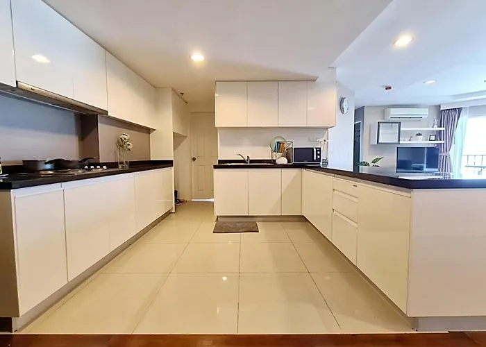 The Grand Luxury :2br2wc 公寓式飯店 曼谷